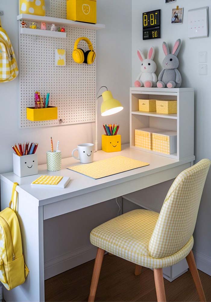 Đóng bàn học cấp 1 gỗ công nghiệp